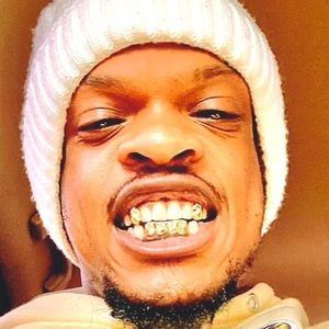 Meet your Posher, Shmoke